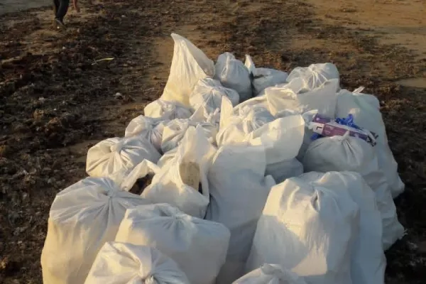 Oil Spill Response Project on the Beaches of Abbasyeish and Adloun gallery