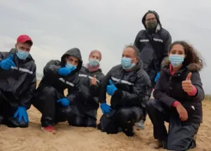 Campaign to Remove the Israeli Oil Spill on Al-Abbassiya Beach