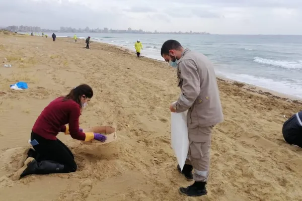 Campaign to Remove the Israeli Oil Spill on Al-Abbassiya Beach II gallery