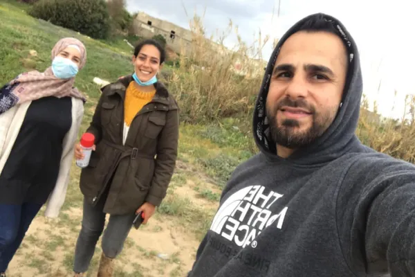 Campaign to Remove the Israeli Oil Spill on Al-Abbassiya Beach gallery